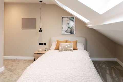 Room 5, Stables Street DE22, Room to rent