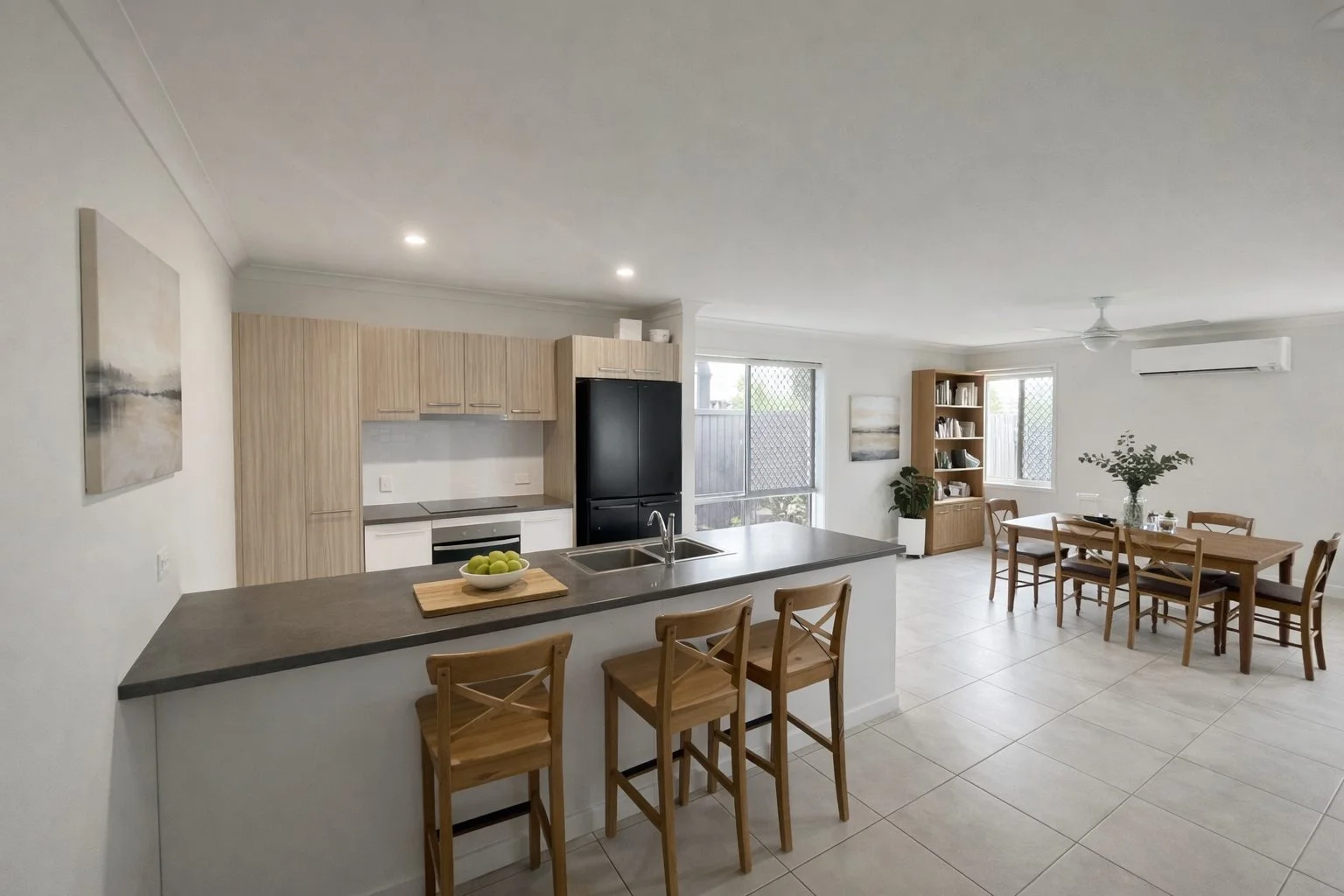 7 Naples Court, Redbank QLD 4301