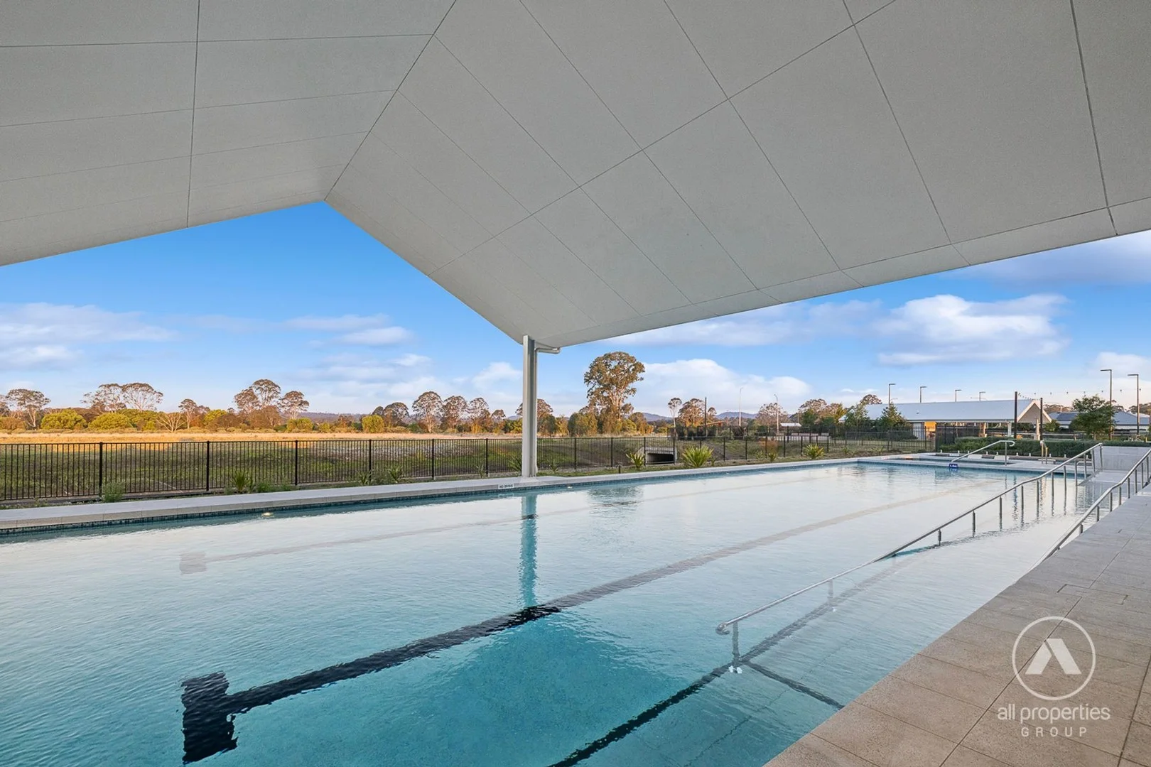 77/8 Halcyon Way, Logan Reserve QLD 4133
