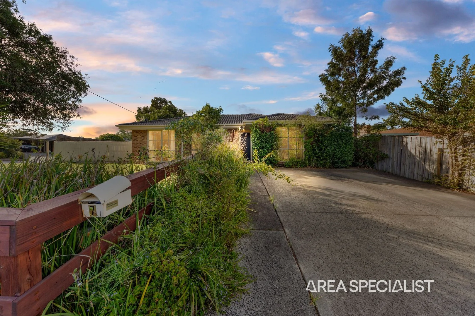 7 Irving Road, Pakenham VIC 3810