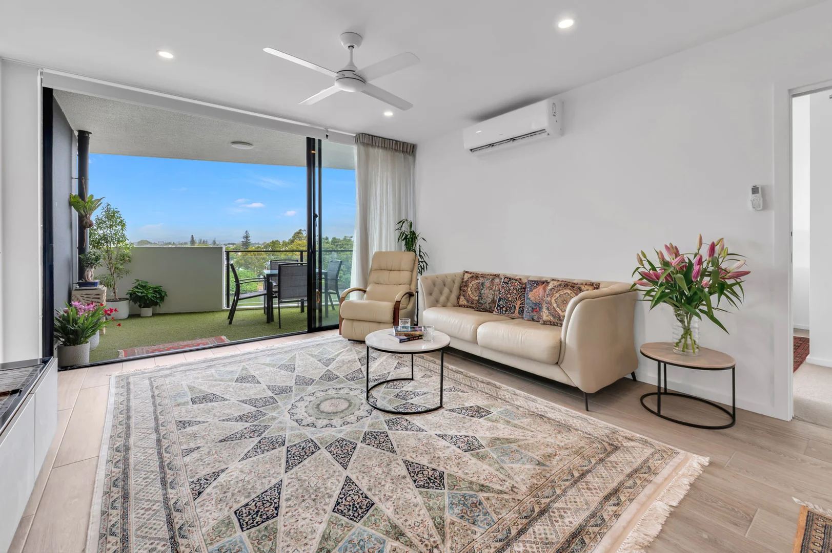 Additional image 8 of 610/256 Stanhill Drive, Chevron Island QLD 4217