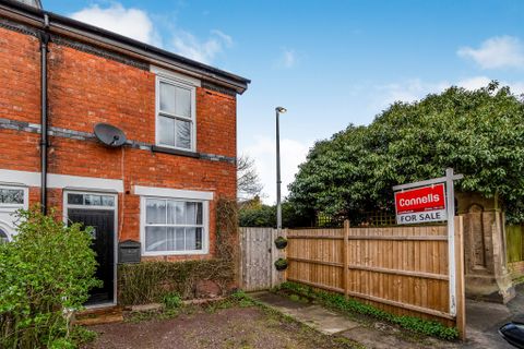 Regis Road, Tettenhall, Wolverhampton WV6