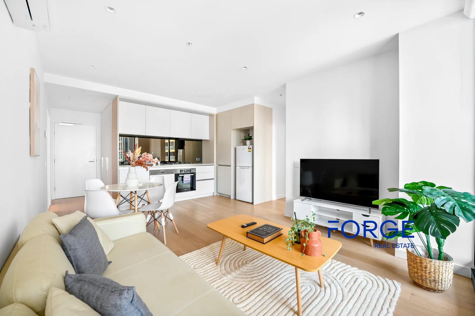 Additional image 7 of 2514/628 Flinders Street, Docklands VIC 3008