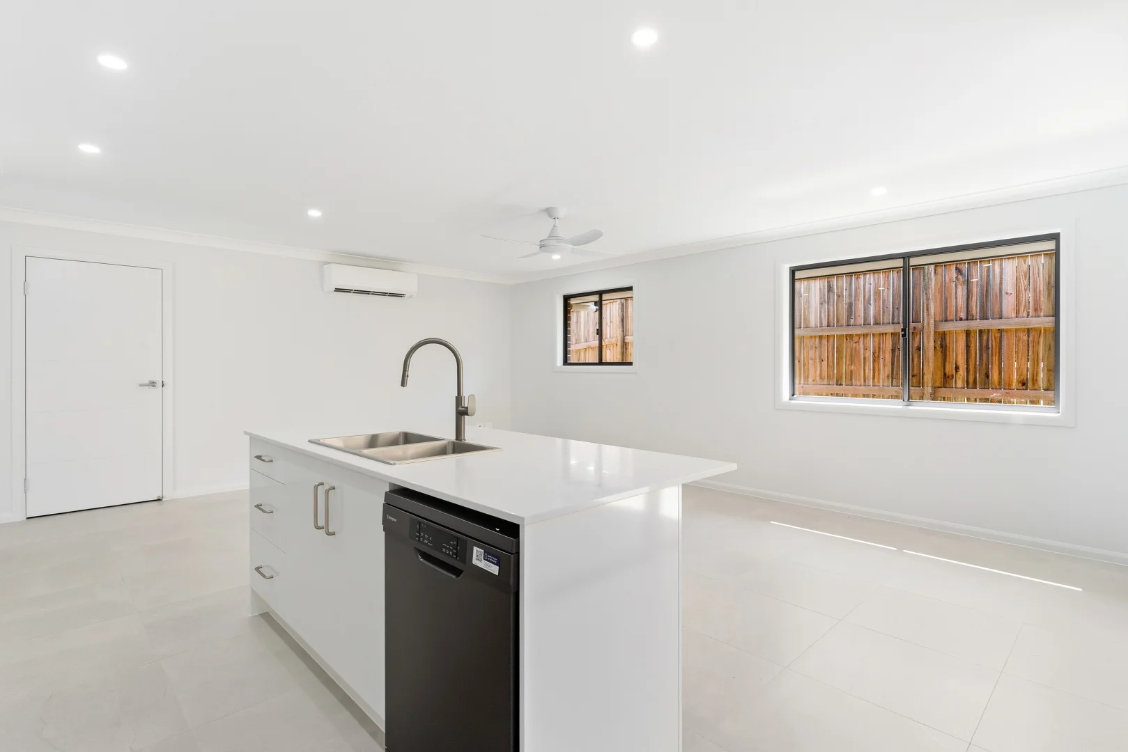 Additional image 5 of 36 Keppel Avenue, Norman Gardens QLD 4701