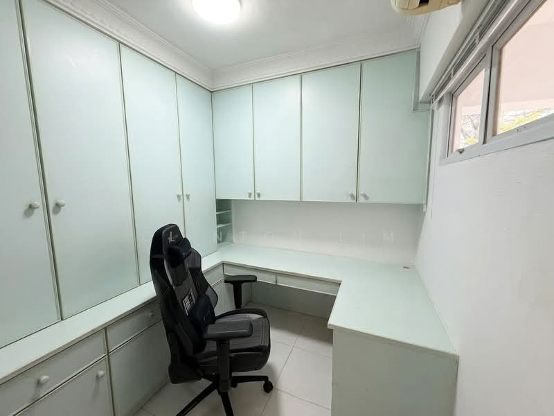 222 Bukit Batok East Avenue 3 photo 5