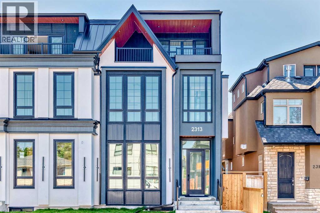 2313 23 Avenue SW