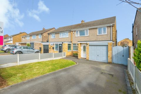 Buxton Drive, Mickleover, Derby DE3