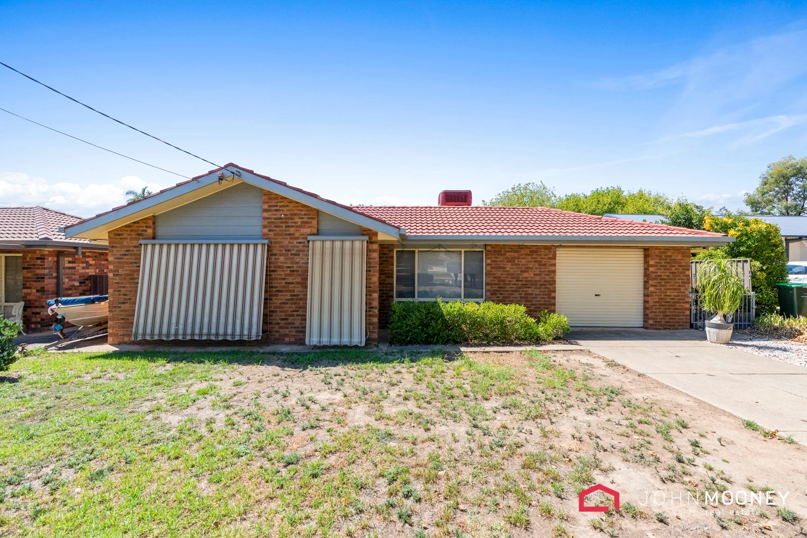 449 Lake Albert Road, Lake Albert NSW 2650