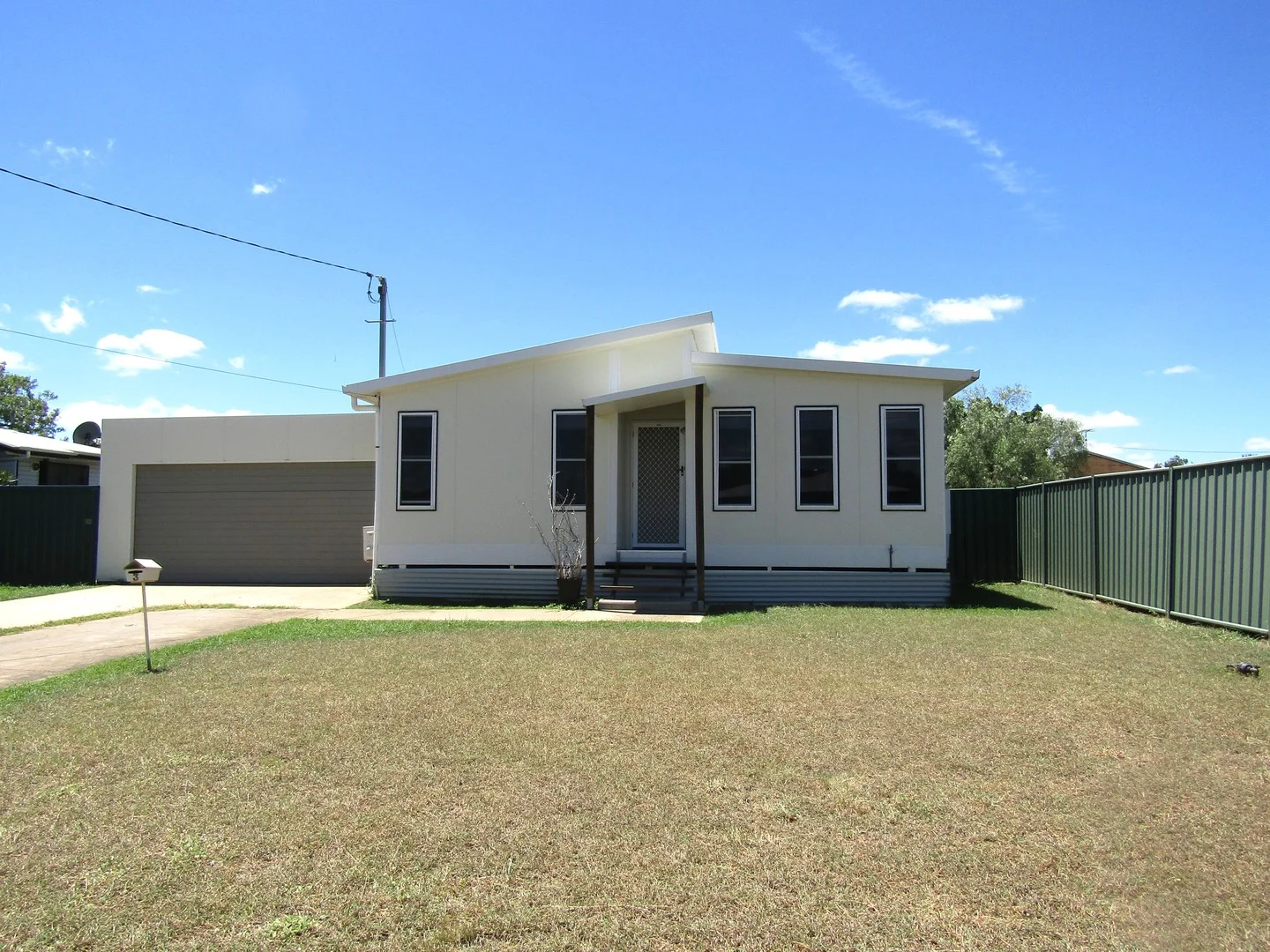 3 Bauhinia Street, Blackwater QLD 4717