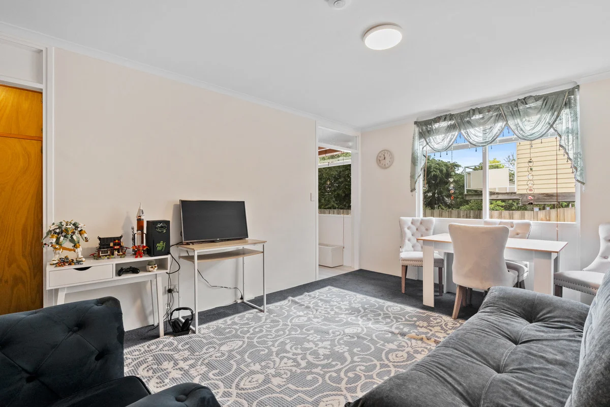 Additional image 10 of 2/38 Oldham Avenue, New Town TAS 7008