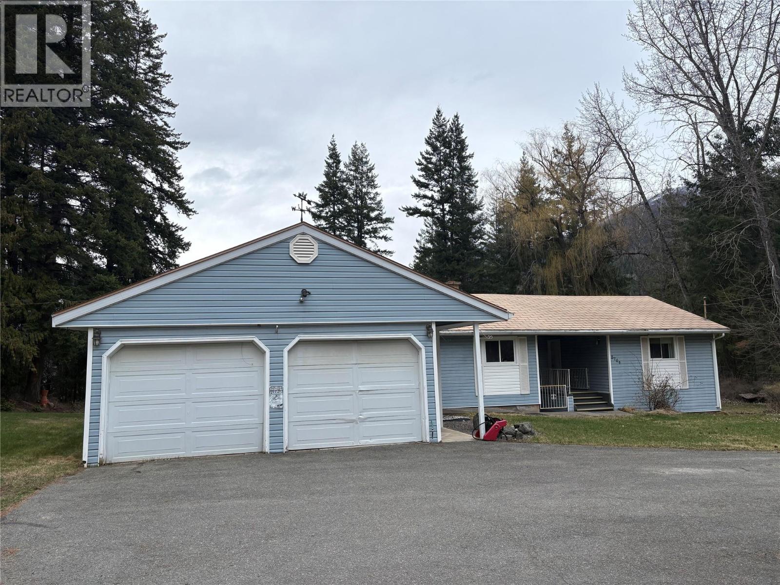 8764 Holding Road