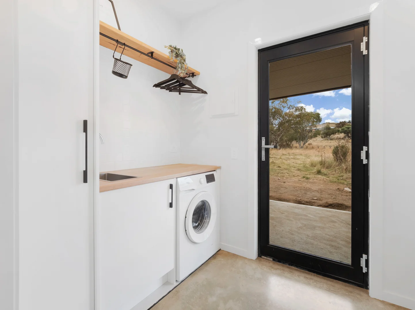 Additional image 29 of 51 Eucumbene Road, Hill Top NSW 2628