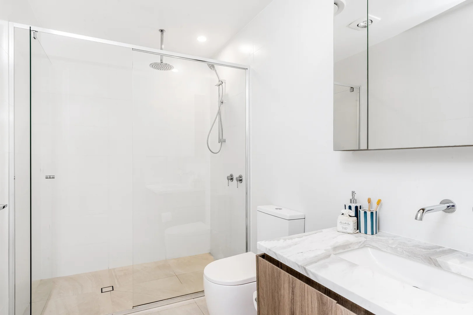 Additional image 16 of 2/7-11 Rutledge Street, Coolangatta QLD 4225
