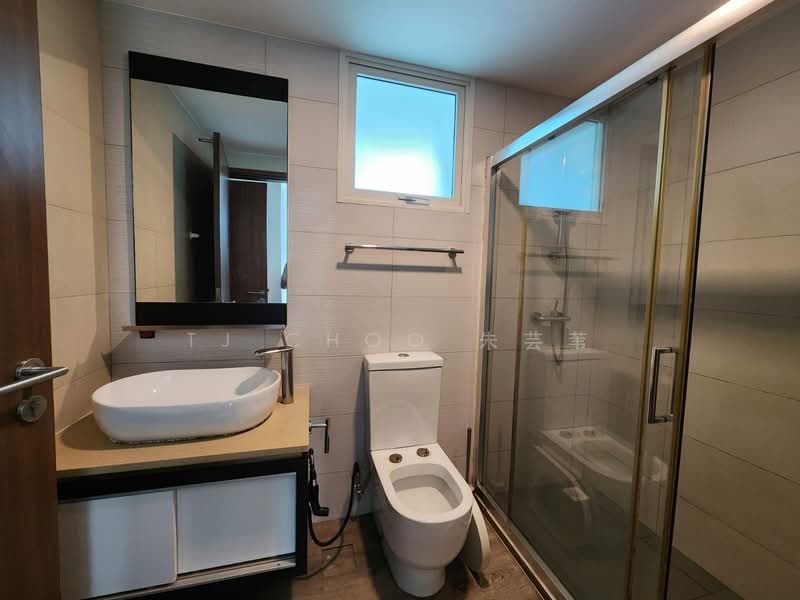 25 Canberra Drive photo 4