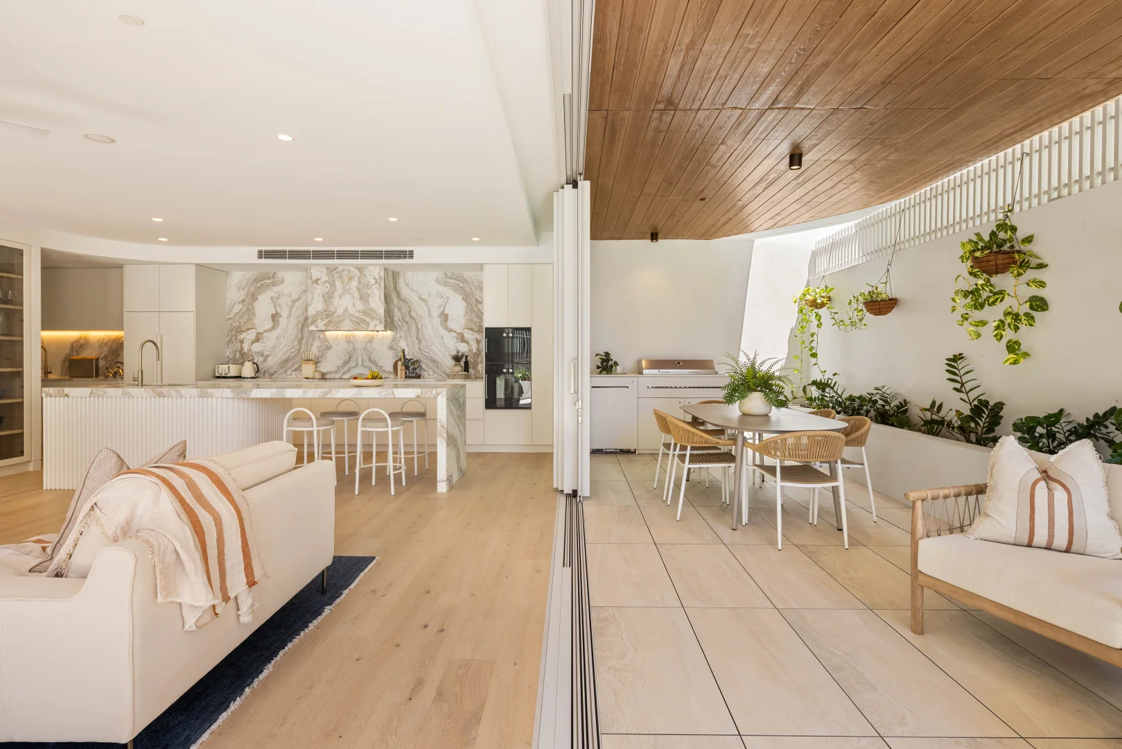 Additional image 7 of 101/154 Marine Parade, Coolangatta QLD 4225