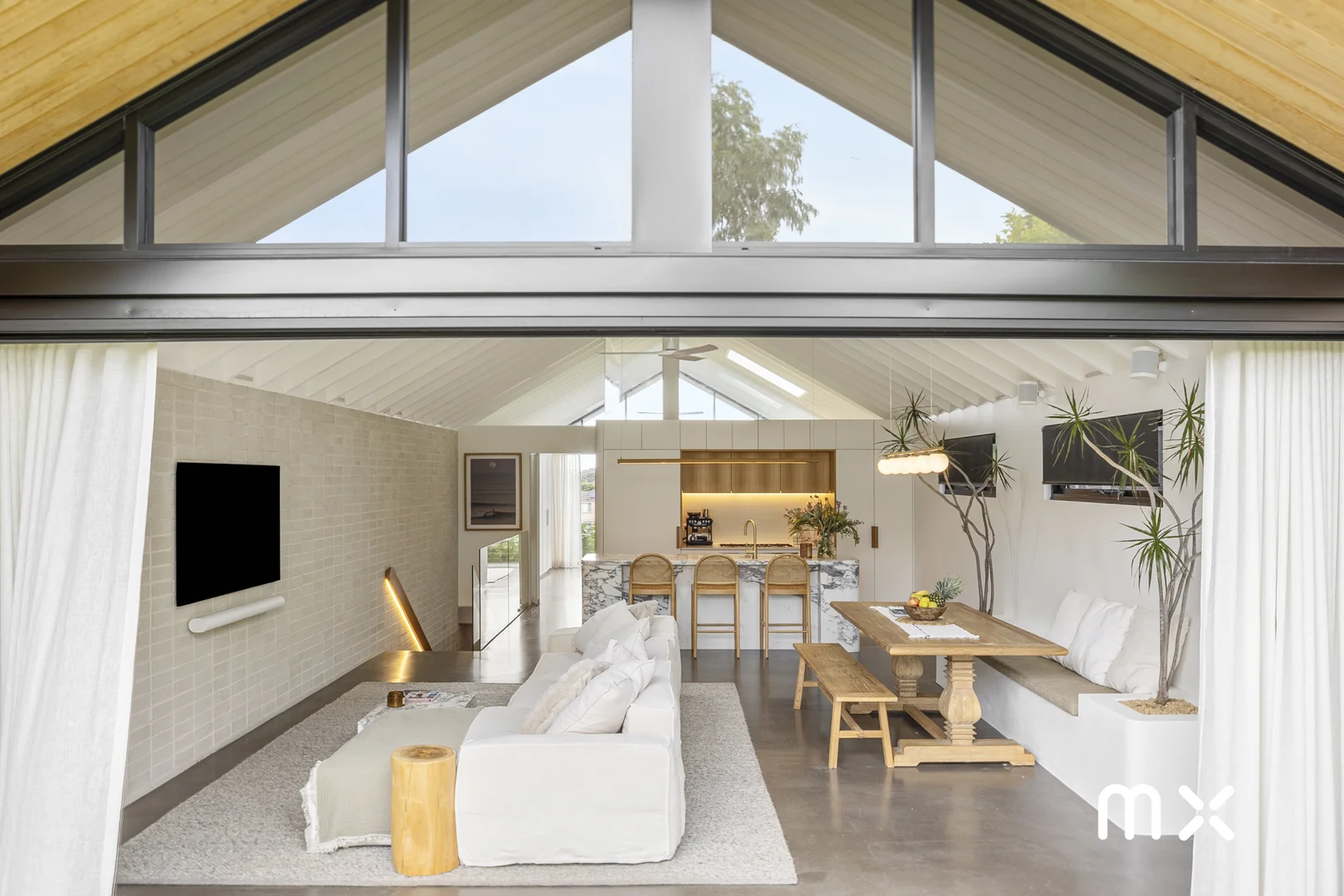 Additional image 3 of 8b Hillcrest Avenue, Woonona NSW 2517
