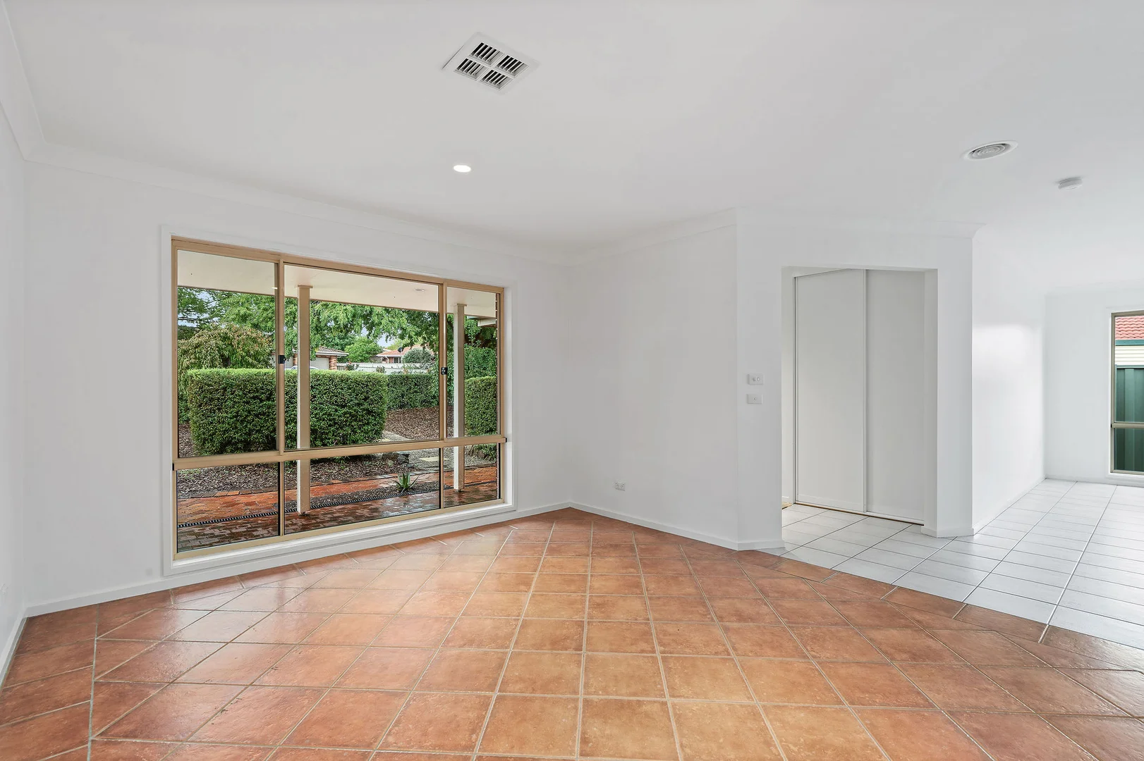 Additional image 5 of 9 Blinkhorn Place, Gordon ACT 2906