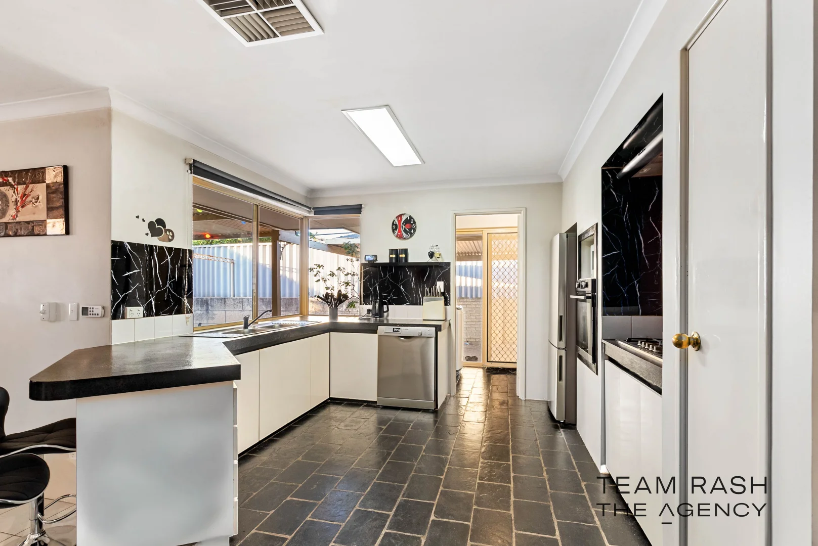 Additional image 12 of 41 Skottowe Parkway, Parmelia WA 6167