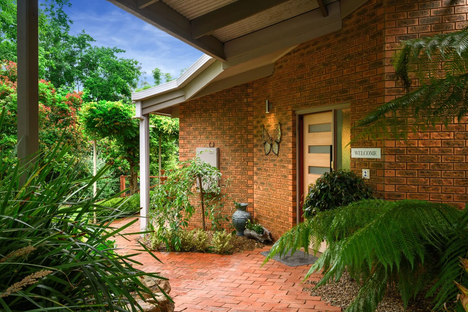 2 Houghs Lane, Bright VIC 3741 photo 3