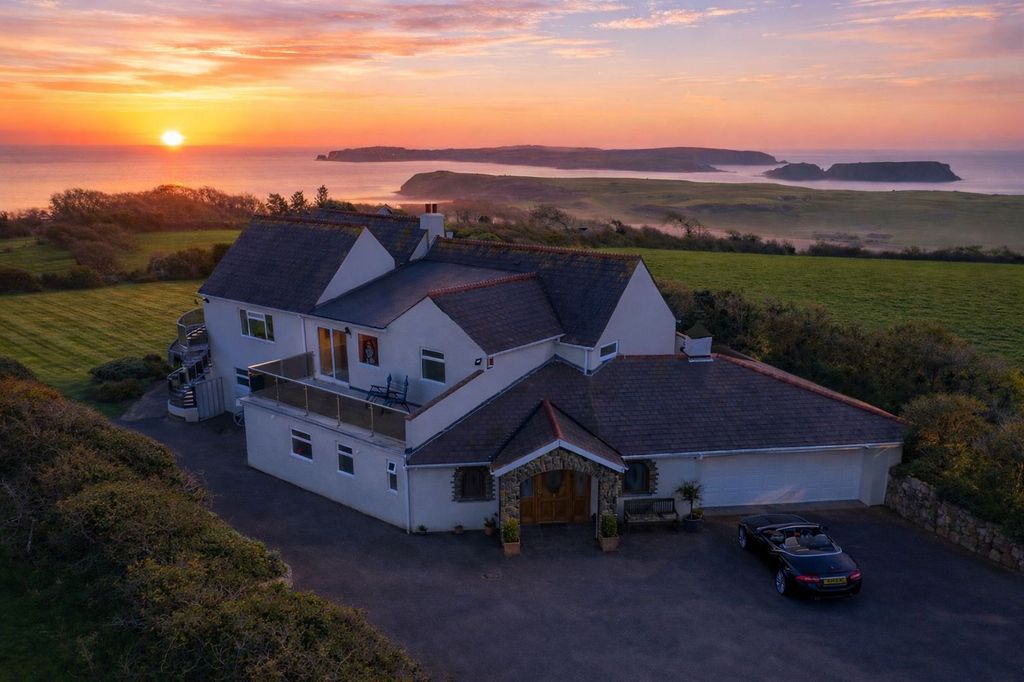 4 bed detached house for salePenally, Tenby SA70