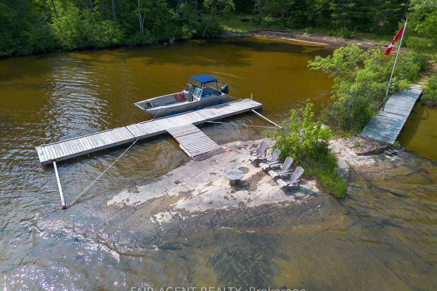 Lt25 Sandy Island photo 2