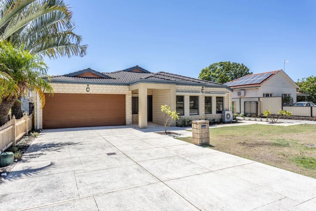 206 Shaftesbury Avenue, Bedford WA 6052