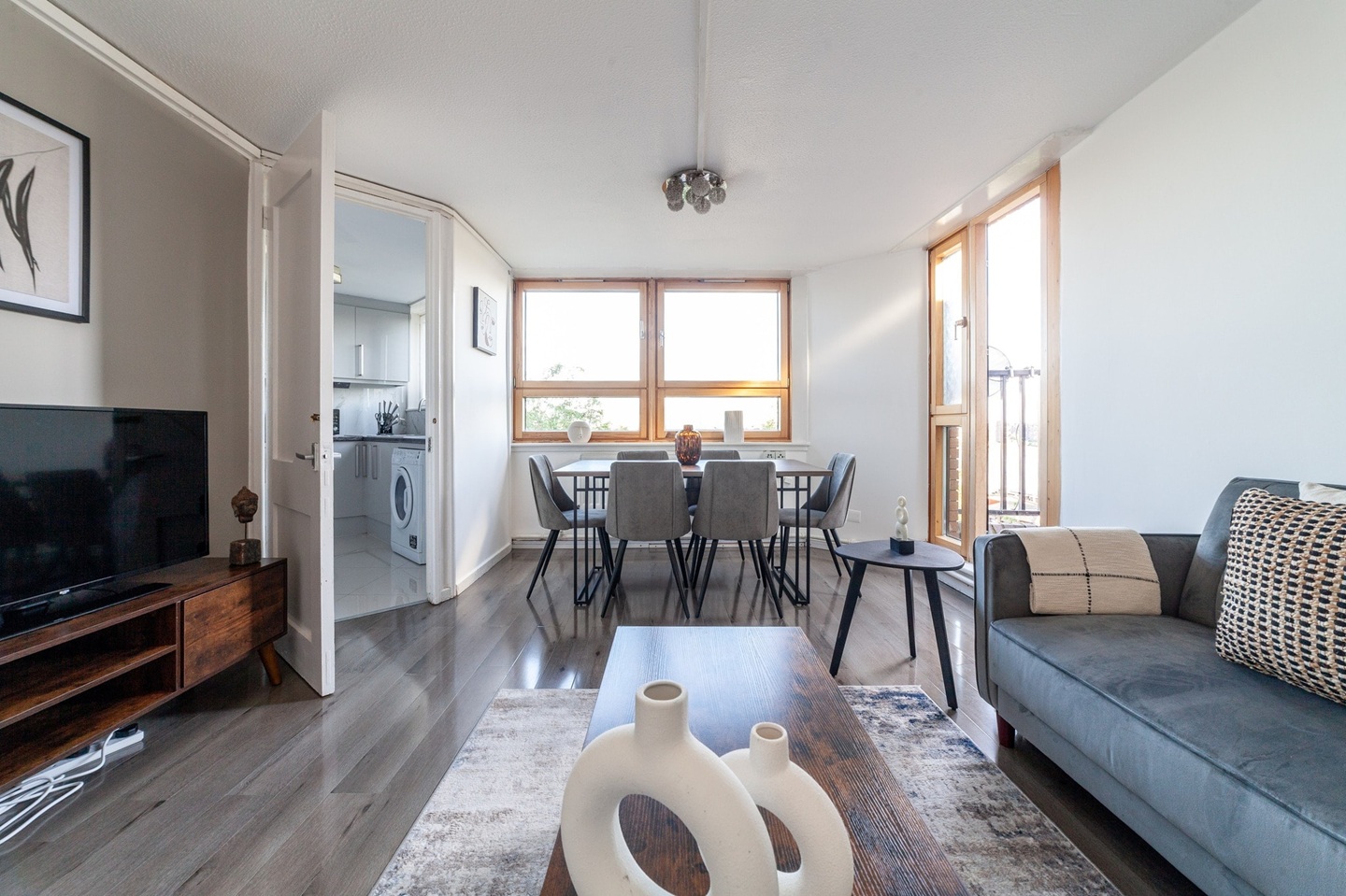 4 Bed Flat, Shalcomb St, SW10, N1 7GU photo 2