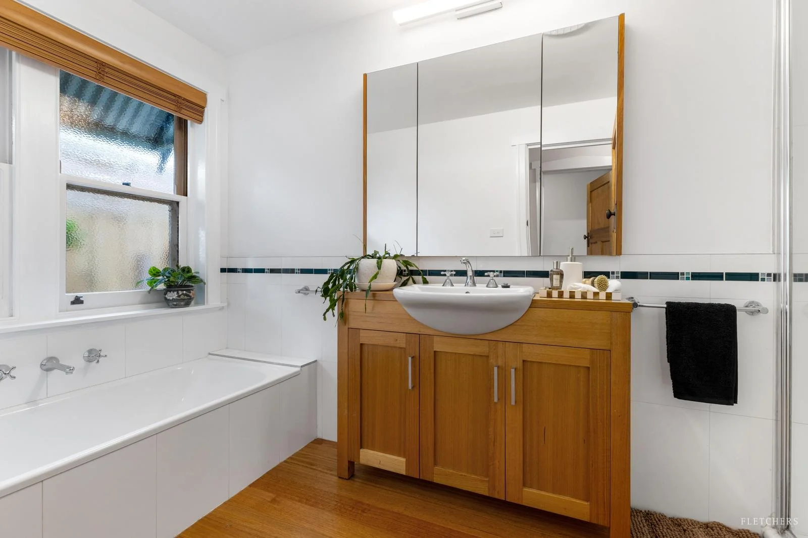 Additional image 13 of 11 Kinloch Avenue, Mont Albert VIC 3127