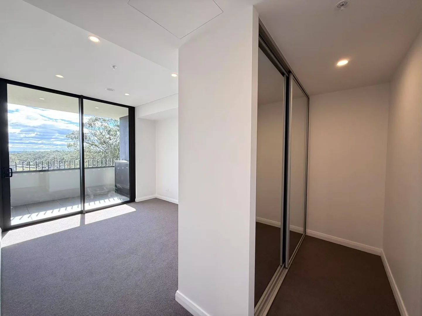 Additional image 7 of 504/13 De Clambe Drive, Castle Hill NSW 2154