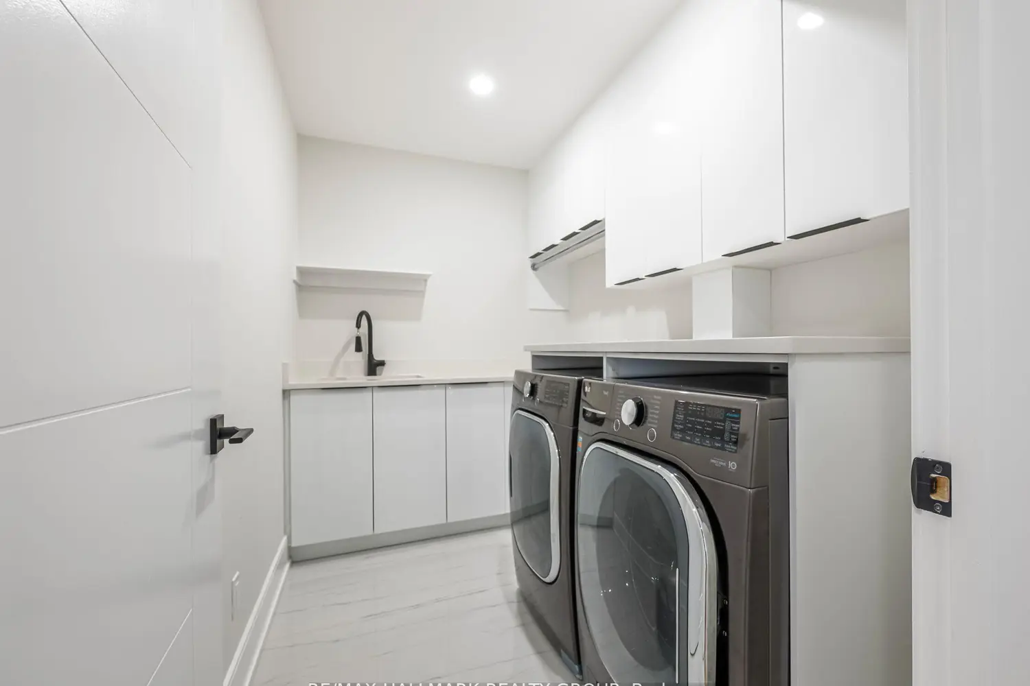 Additional image 8 of 185 Carleton Avenue