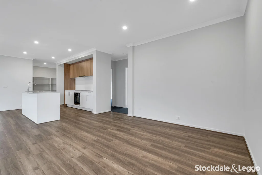 Additional image 8 of 9 Hanrahan Street, Gisborne VIC 3437