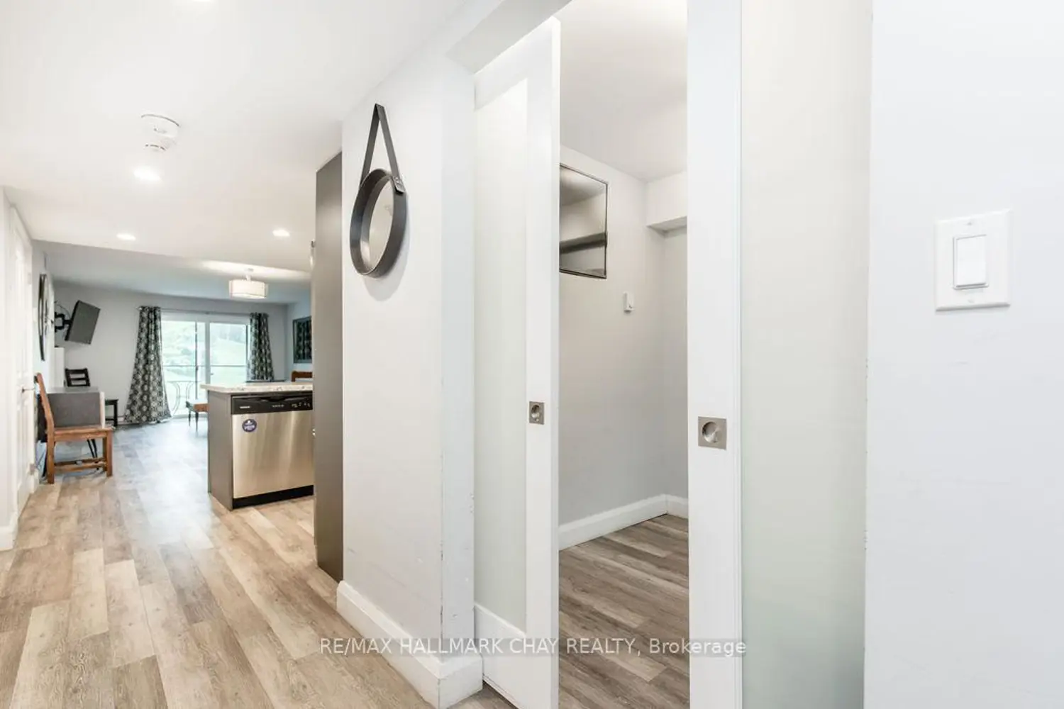 80 Horseshoe Boulevard 307 photo 2