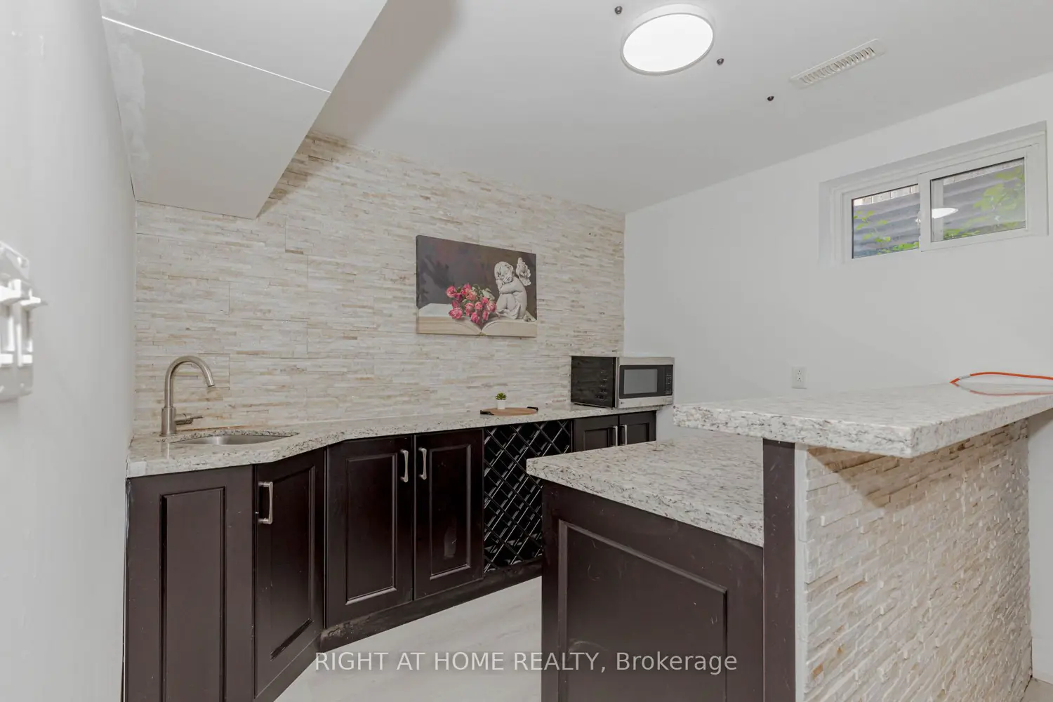 Additional image 18 of 1073 Mesa Crescent