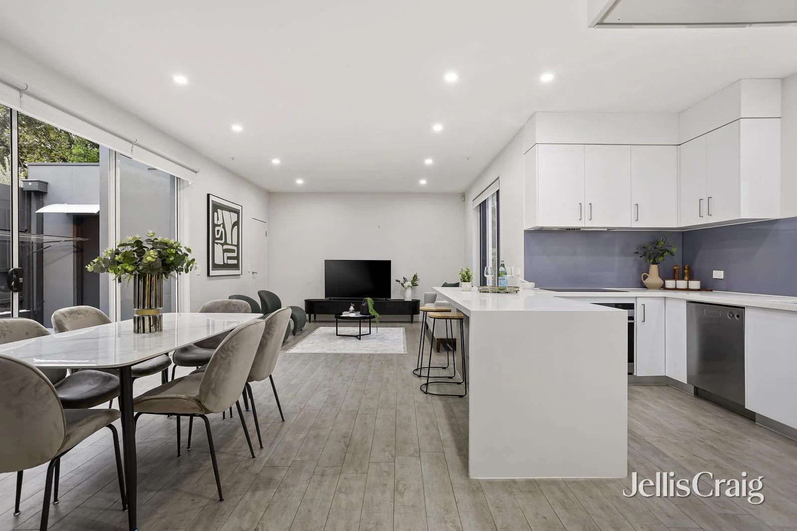 Additional image 7 of 1/4 Bogong Court, Doncaster East VIC 3109