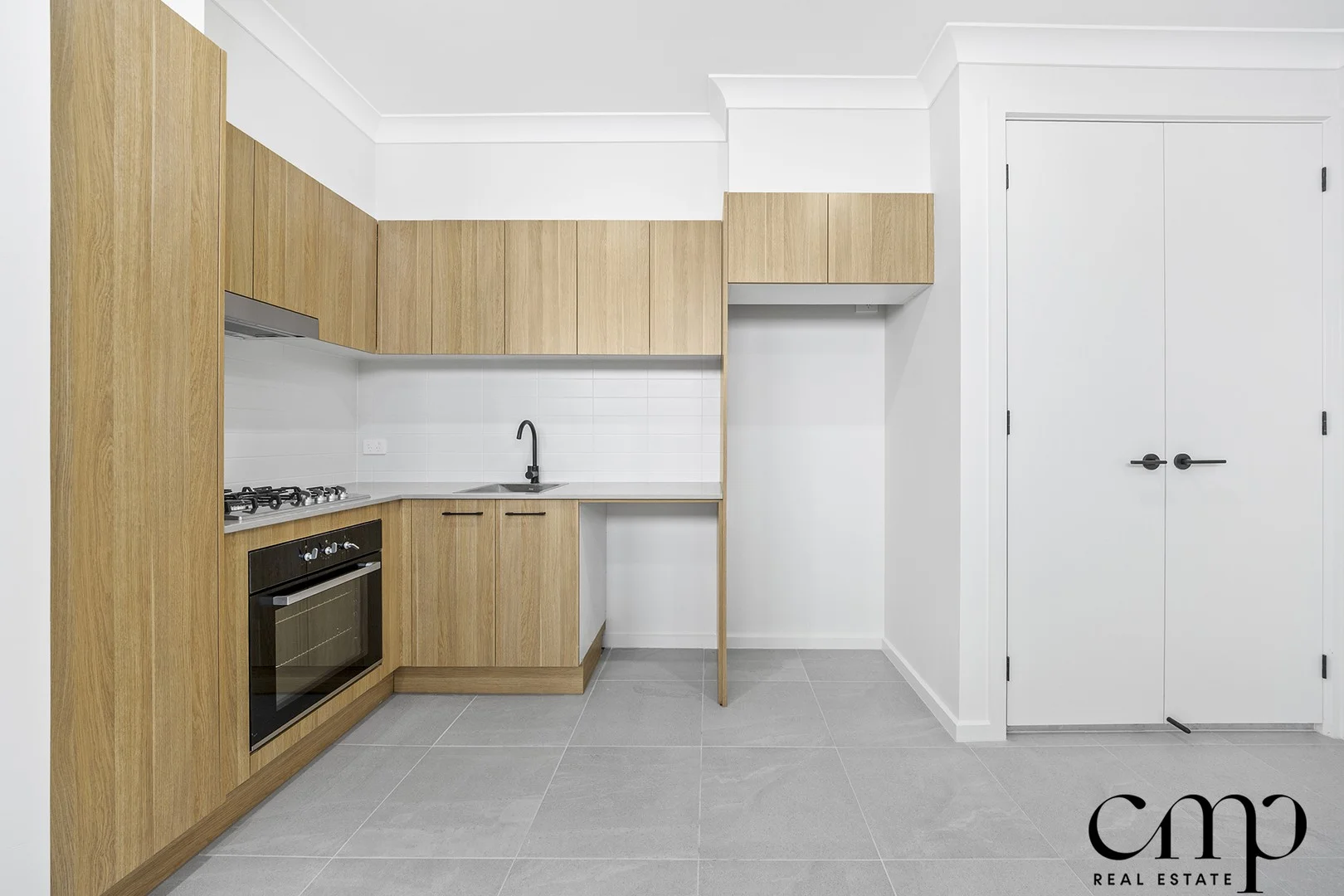 15A Illyria Street, Rosemeadow NSW 2560
