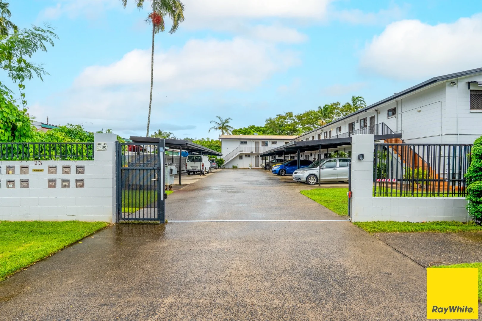 10/23-25 Harris Street, Parramatta Park QLD 4870