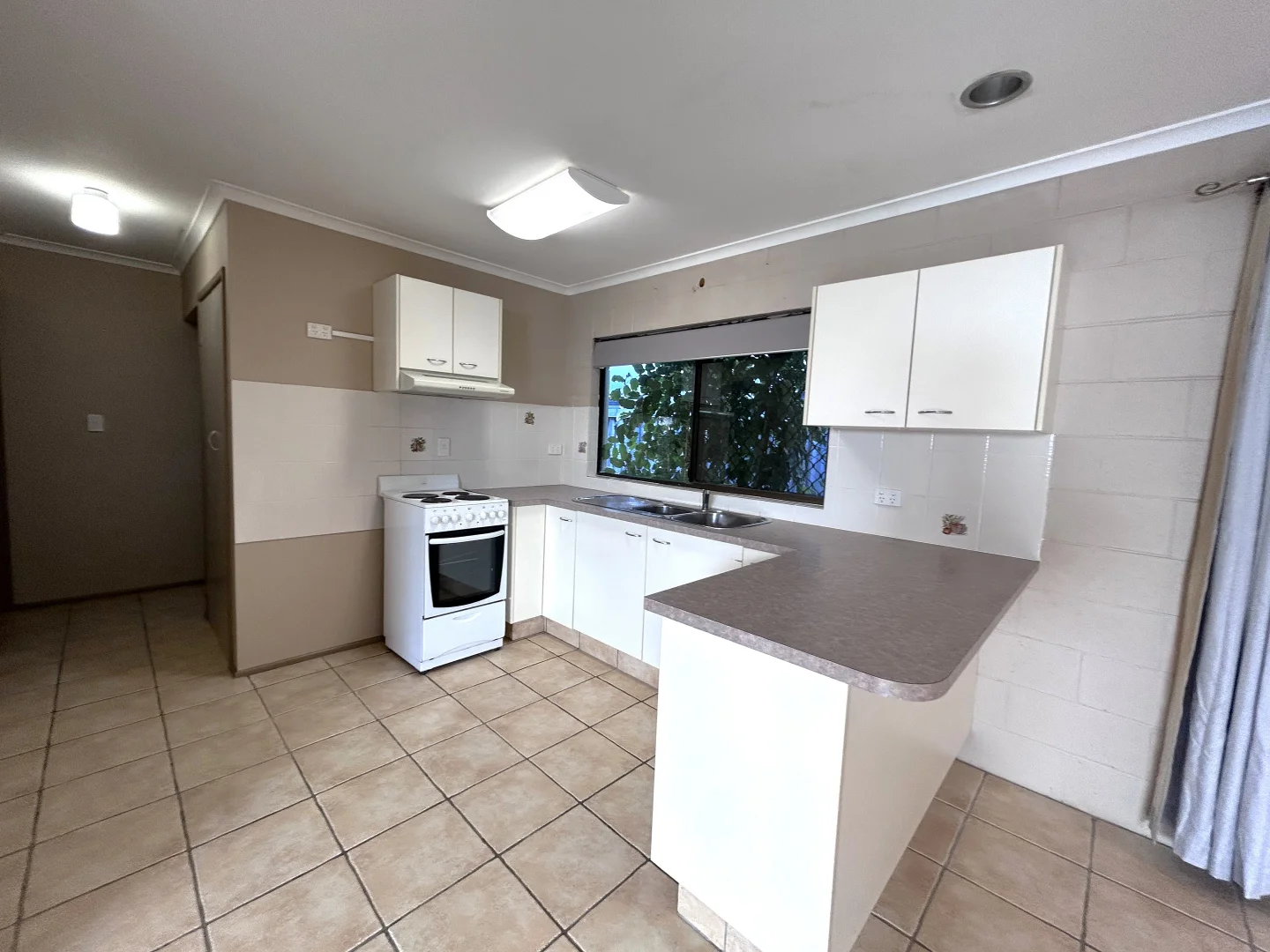 Additional image 3 of 1/92 Roderick Street, Moffat Beach QLD 4551
