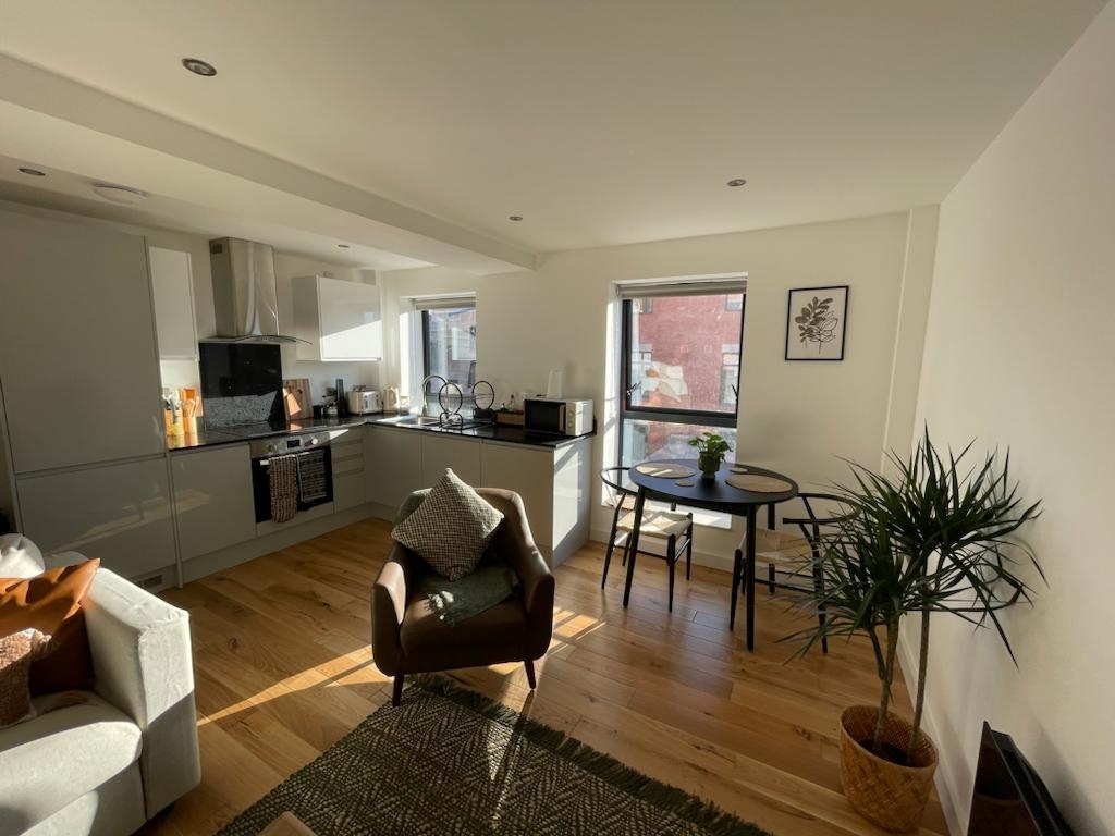 2 Bed Flat, Legge Lane, B1, N1 7GU