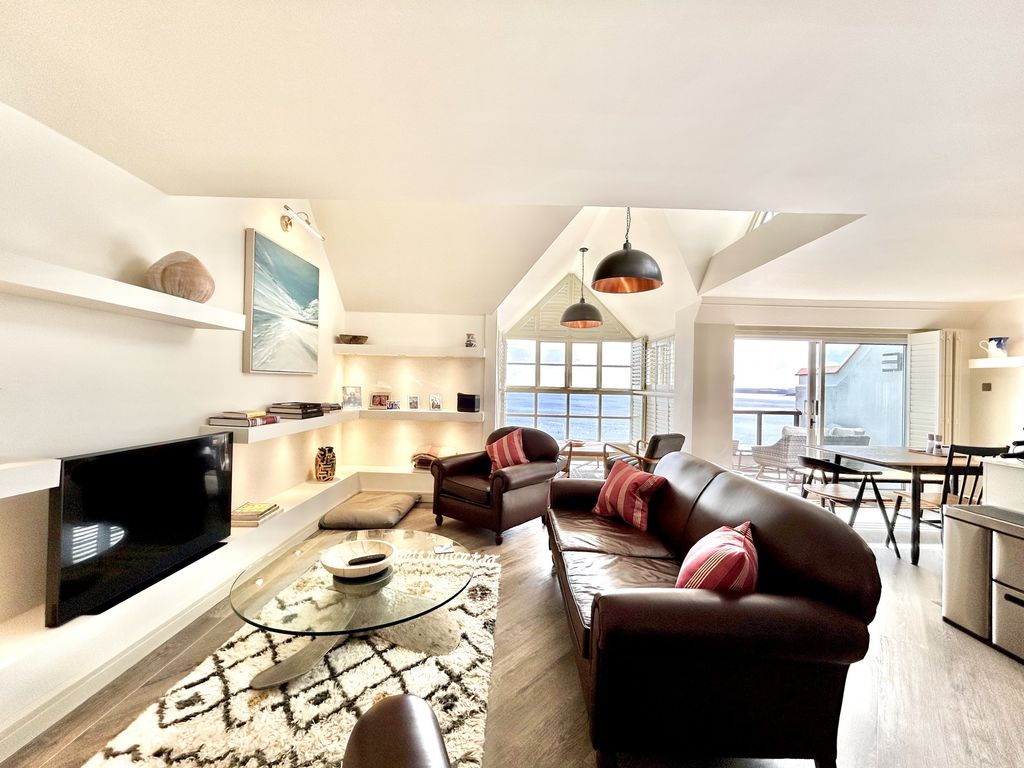 3 bed flat for saleFalmouth, Cornwall TR11