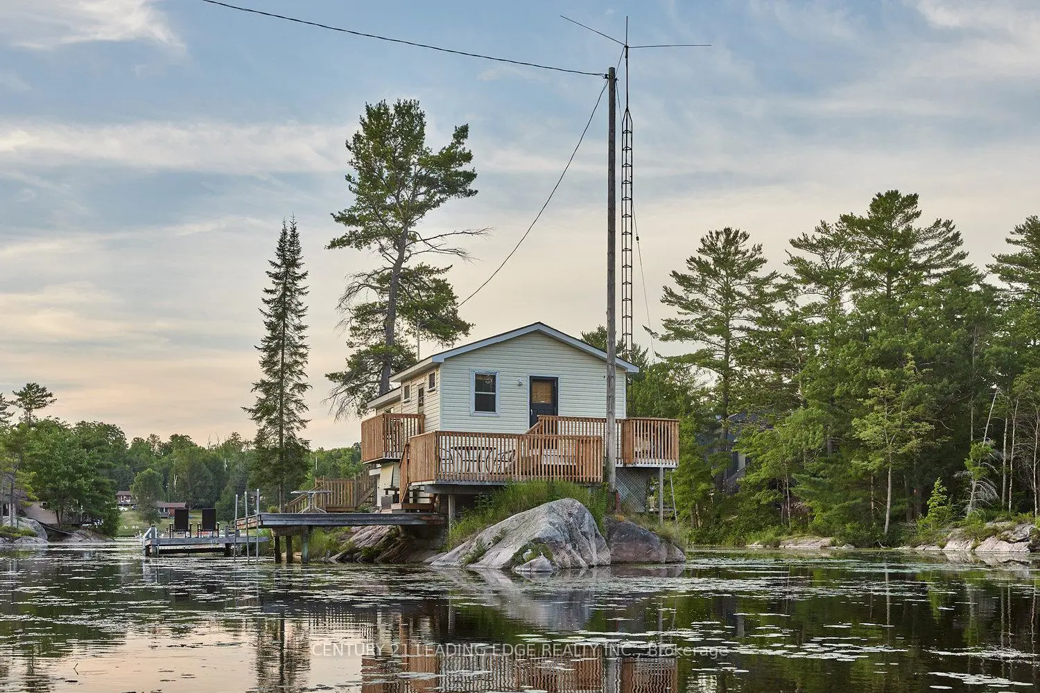 Additional image 2 of 3402 Island 340