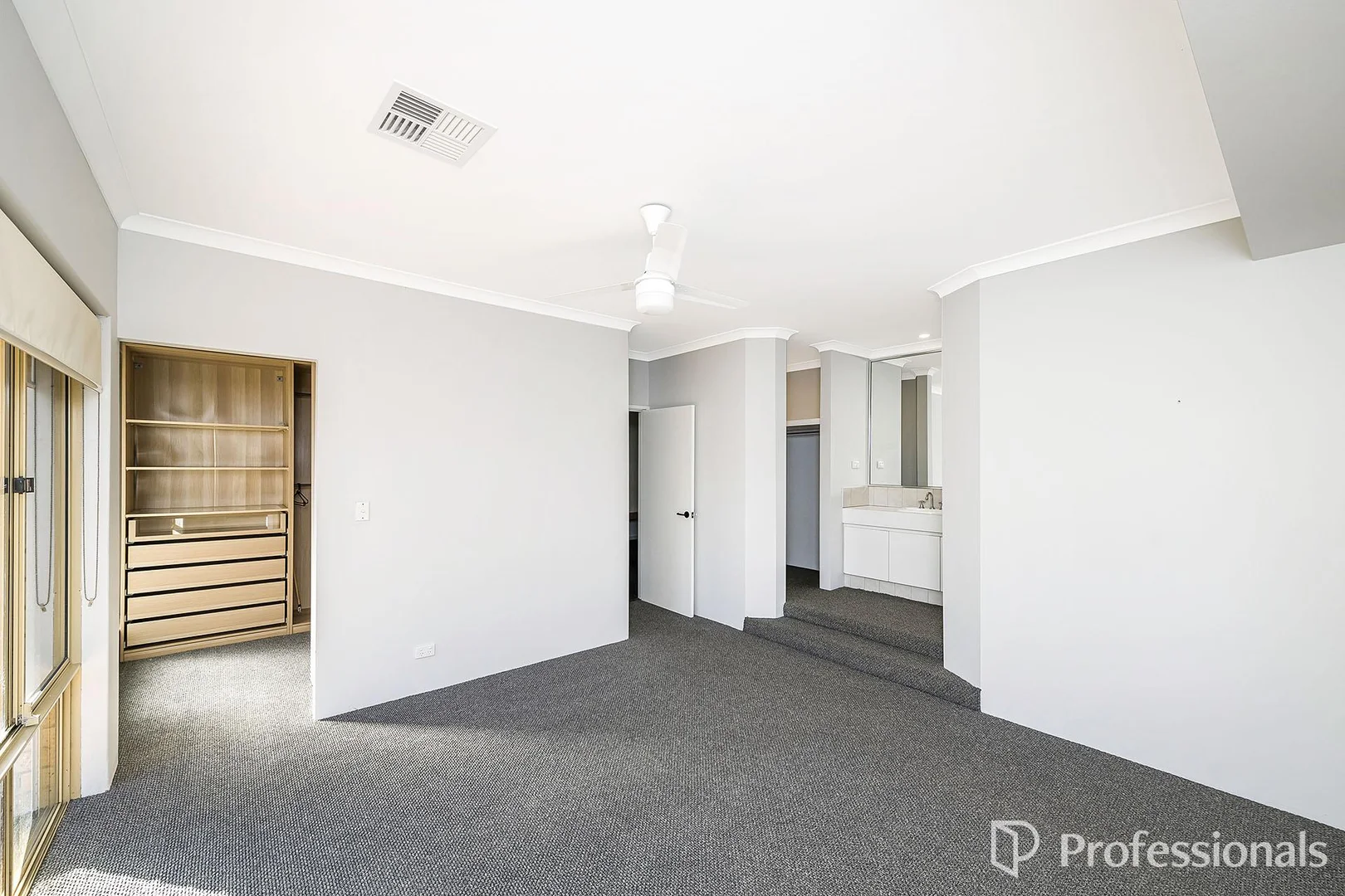 Additional image 10 of 6 Plover Way, Kingsley WA 6026