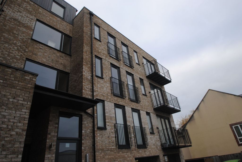 Additional image 10 of 2 bed flat for sale47 To 51 Broad Street, Staple Hill, Bristol BS16
