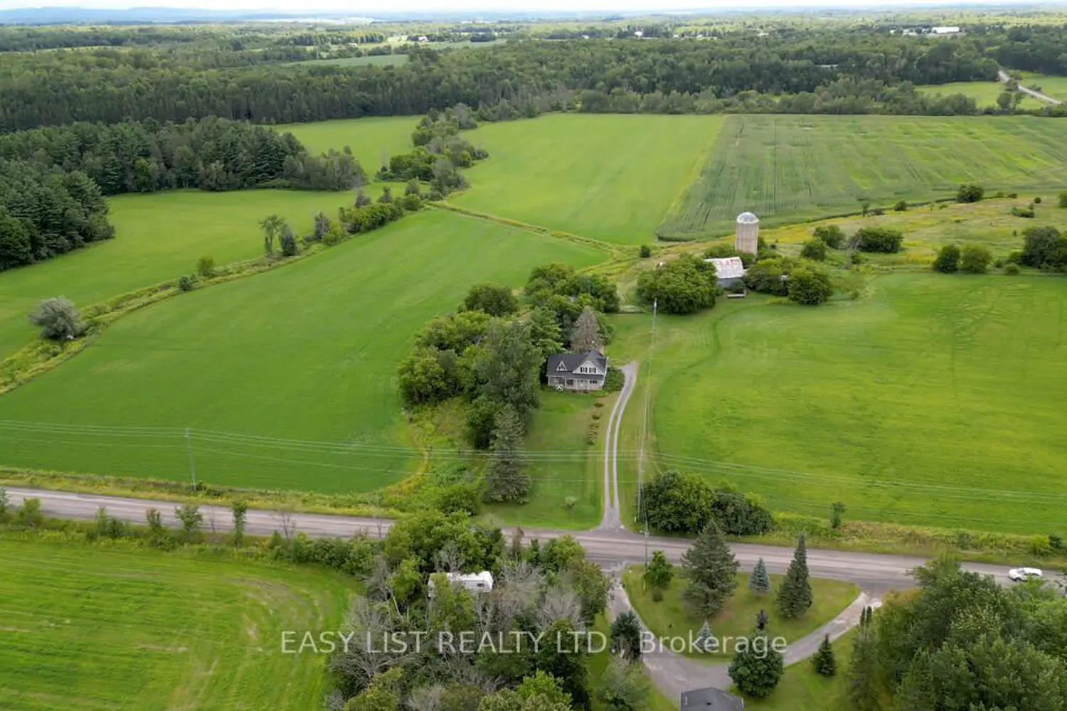 2691 Canaan Road photo 4