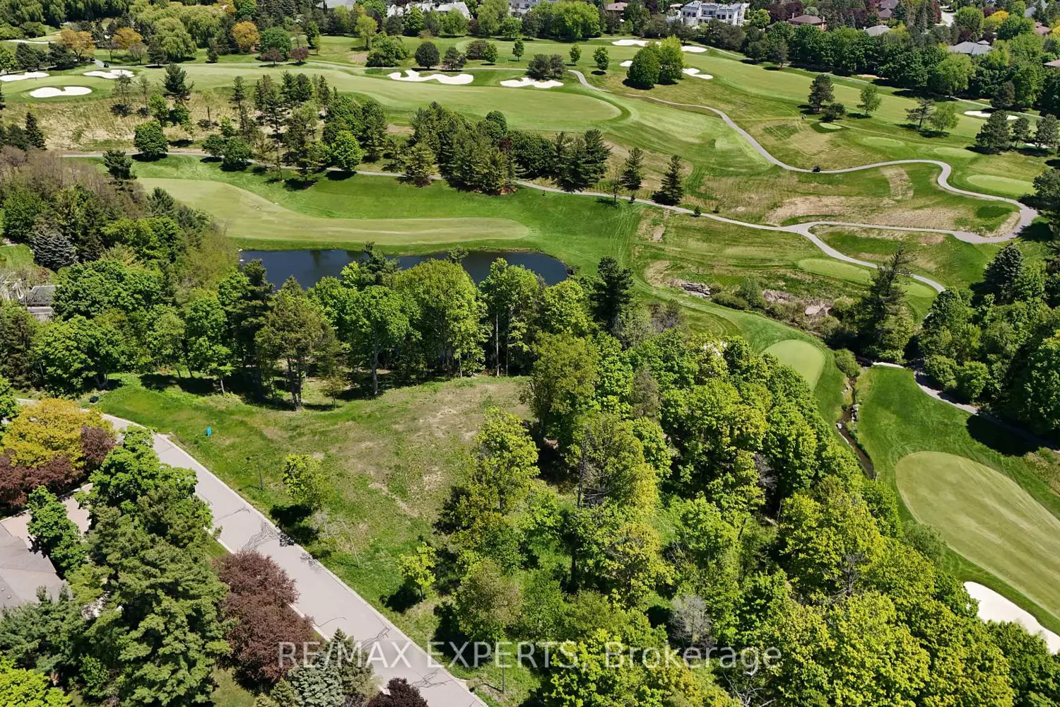 167 National Drive photo 4
