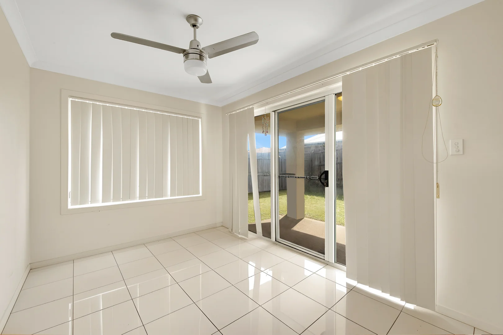 Additional image 3 of 8 Seagull Boulevard, Kirkwood QLD 4680