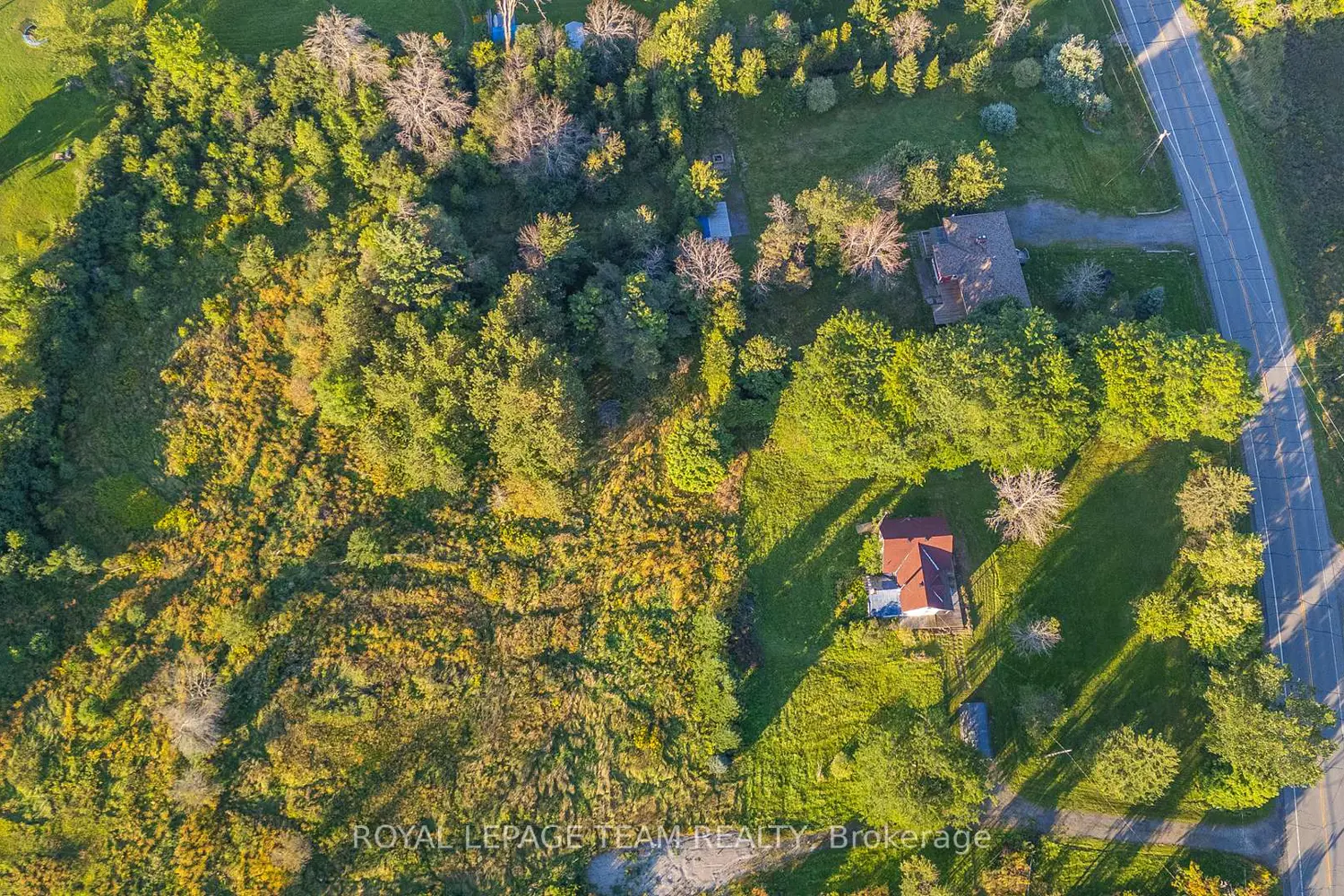 Additional image 9 of 1102 Perth Road
