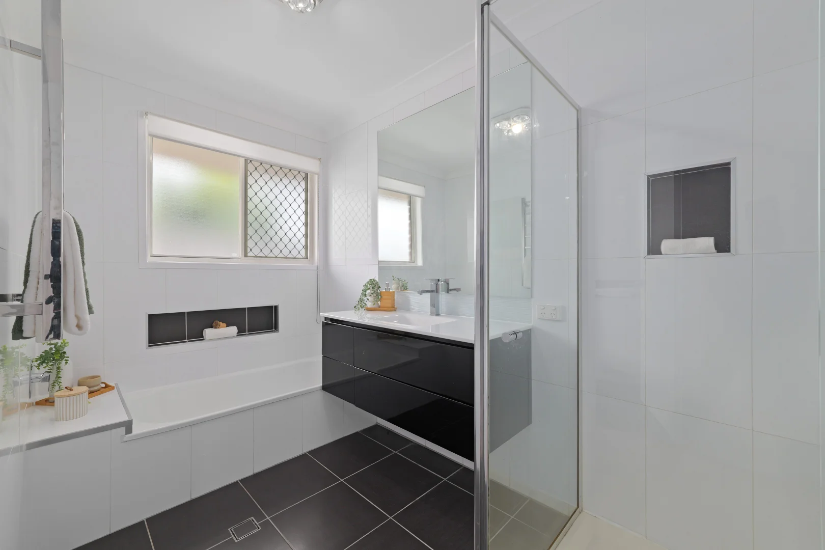 Additional image 13 of 70 Reginald Avenue, Arana Hills QLD 4054
