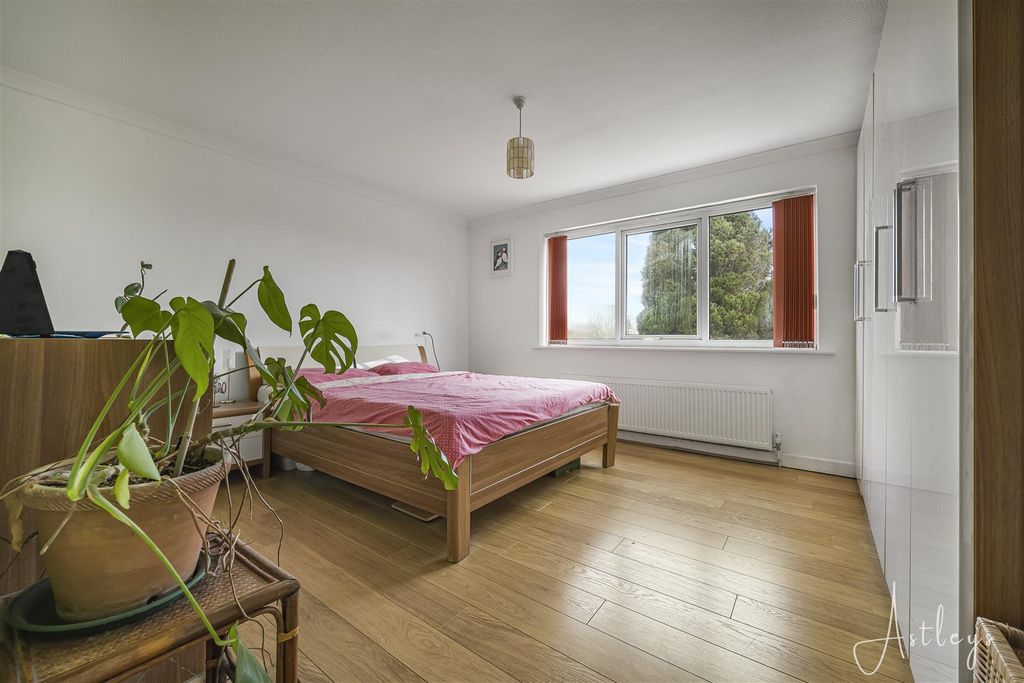 Additional image 11 of 4 bed semi-detached house for saleBishopston Road, Bishopston, Swansea SA3
