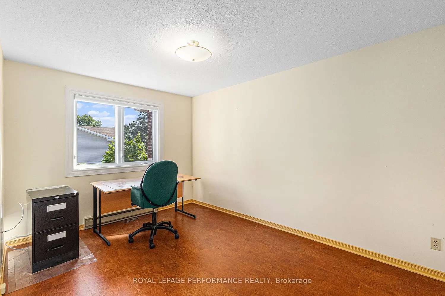 Additional image 11 of 2015 Summerfields Crescent
