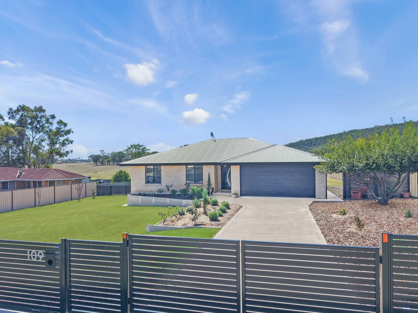 109 East Street, Tenterfield NSW 2372